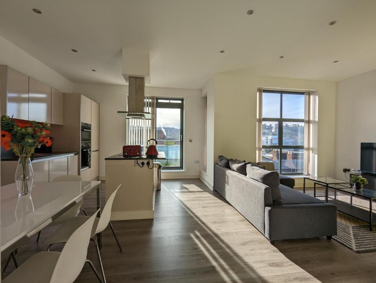 Bankside By Wycombe Apartments Хай Уикъмб Екстериор снимка