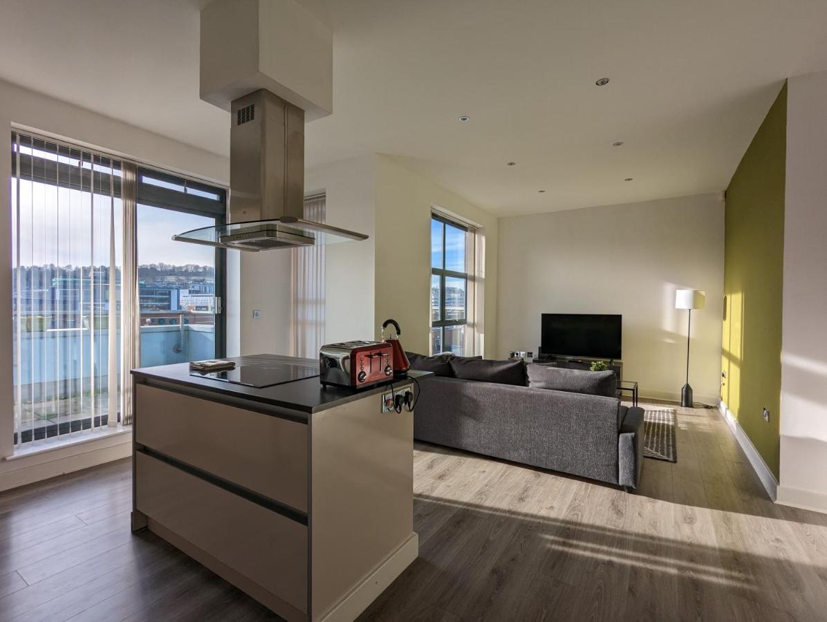 Bankside By Wycombe Apartments Хай Уикъмб Екстериор снимка